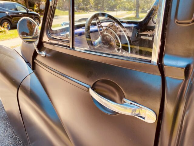 Morris Minor 1960 image number 6
