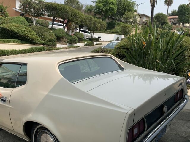 Ford Mustang 1972 image number 6