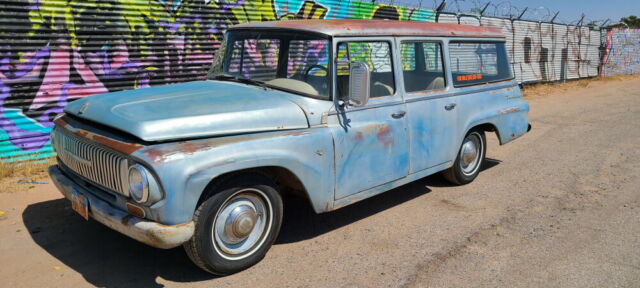 International Harvester Travelall 1965 image number 10