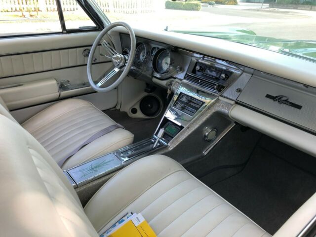Buick Riviera 1964 image number 29