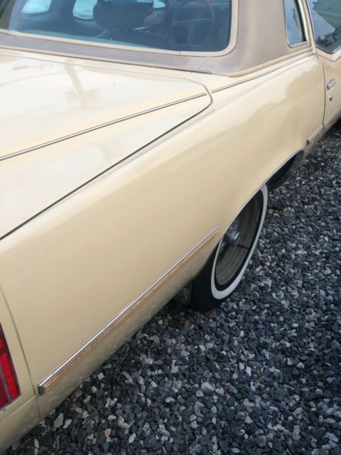 Pontiac Grand Prix 1977 image number 35