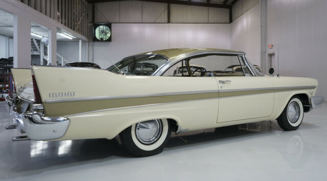 Plymouth Belvedere 1957 image number 27