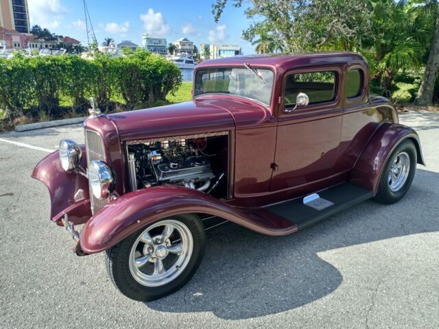 Ford Coupe 1932 image number 16
