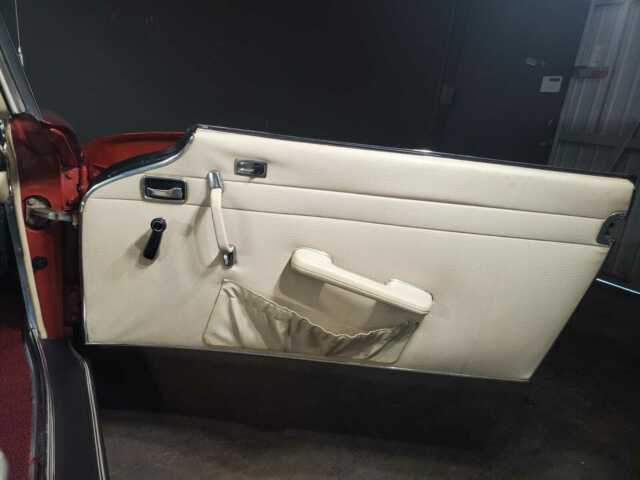 Mercedes-Benz SL-Class 1971 image number 5