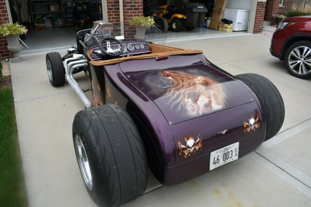 Ford Roadster 1979 image number 15