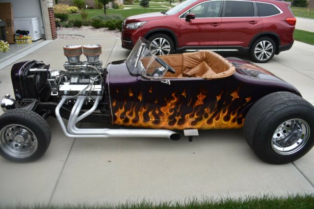 Ford Roadster 1979 image number 16