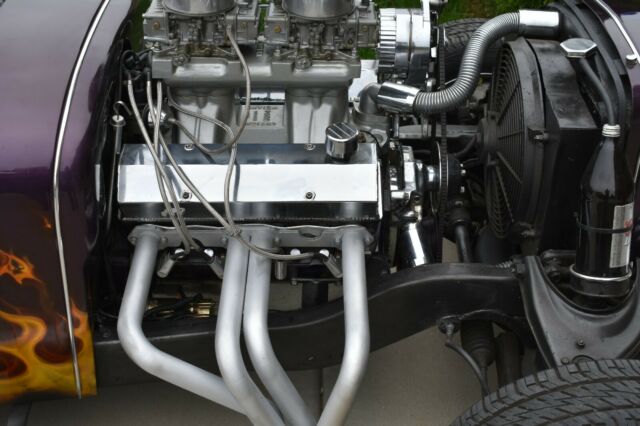 Ford Roadster 1979 image number 6