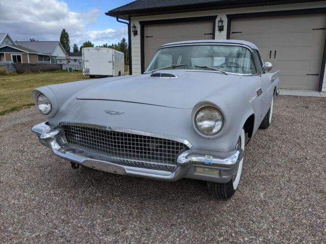 Ford Thunderbird 1957 image number 10