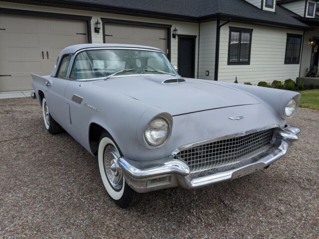 Ford Thunderbird 1957 image number 24