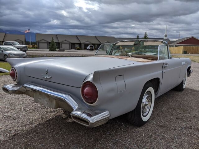 Ford Thunderbird 1957 image number 29
