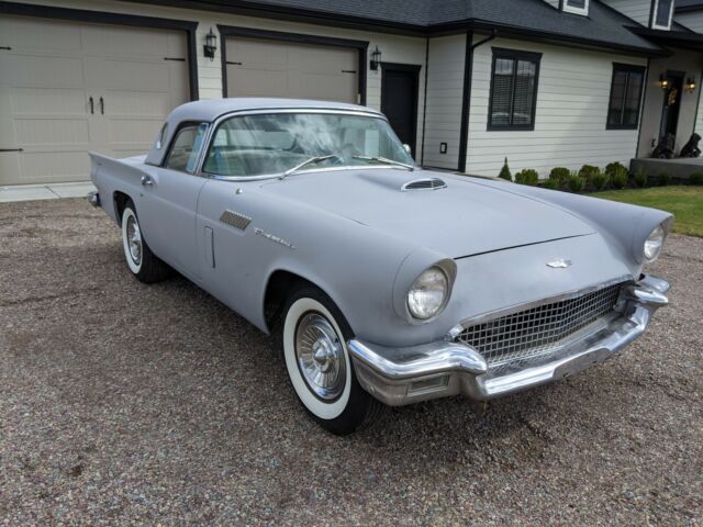 Ford Thunderbird 1957 image number 39