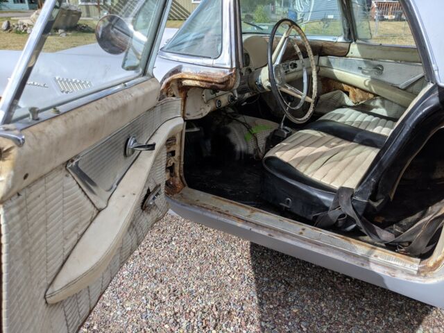 Ford Thunderbird 1957 image number 40