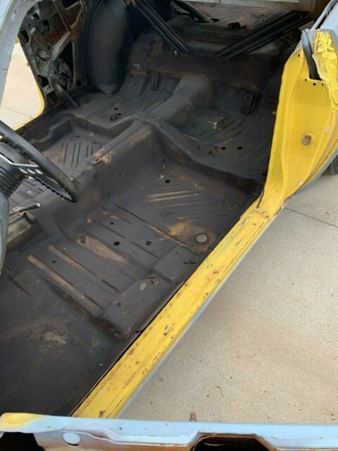 Dodge Challenger 1972 image number 23