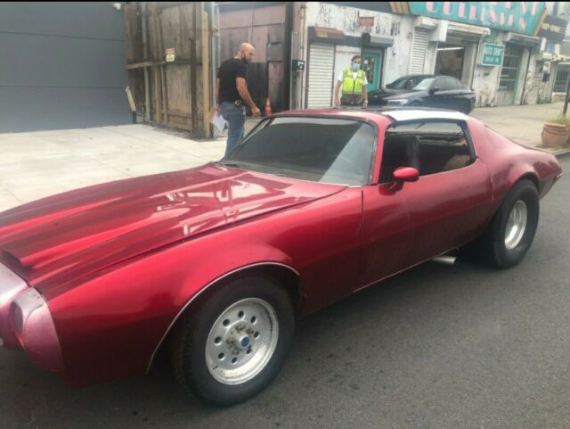 Pontiac Firebird Trans Am 1971 image number 2