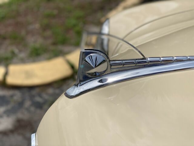 Ford Custom 1950 image number 15