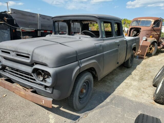 Ford F-250 1960 image number 15