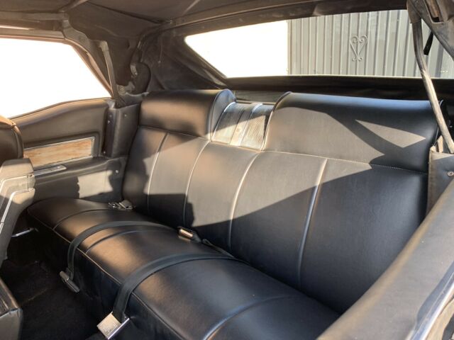 Cadillac DeVille Convertible 1969 image number 17