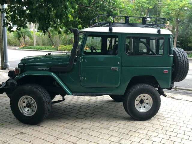 Toyota Land Cruiser 1970 image number 5