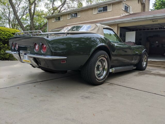 Chevrolet Corvette 1969 image number 2