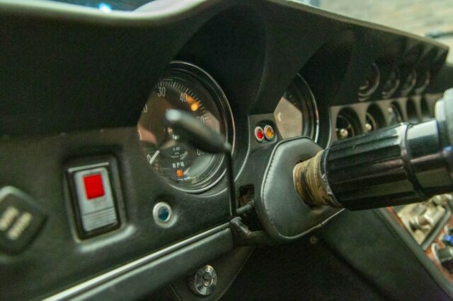 Jensen Interceptor MkIII Coupe 1974 image number 37