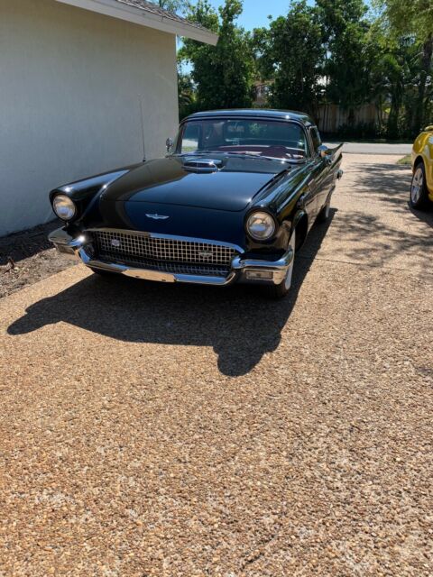 Ford Thunderbird 1957 image number 15