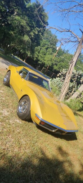Chevrolet Corvette 1972 image number 27