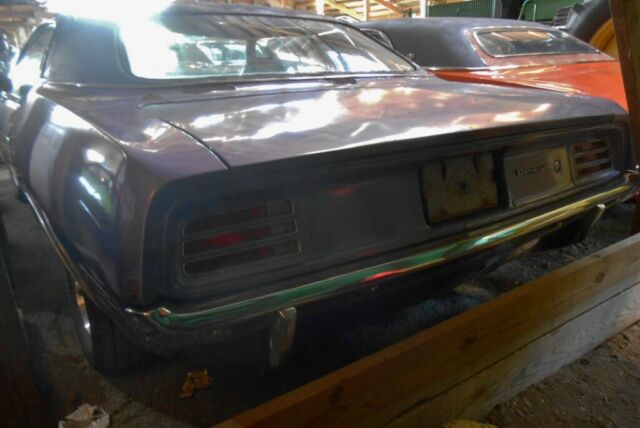Plymouth Barracuda 1970 image number 14