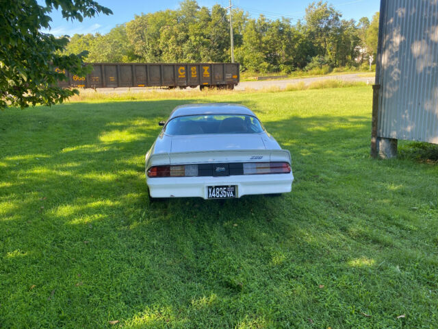 Chevrolet Camaro 1978 image number 7