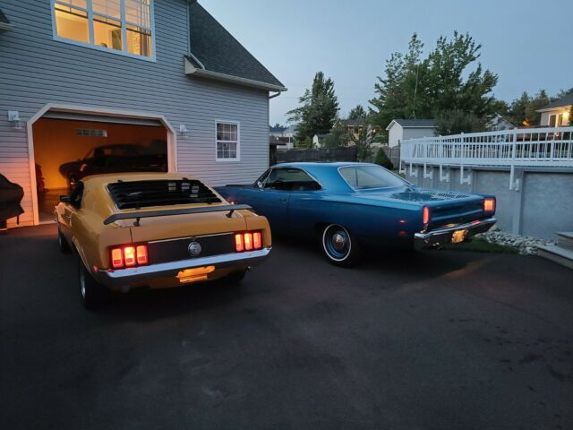 Plymouth Road Runner 1969 image number 10