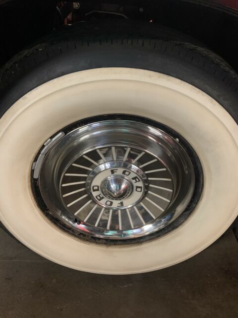 Ford Galaxie Special 1957 image number 6