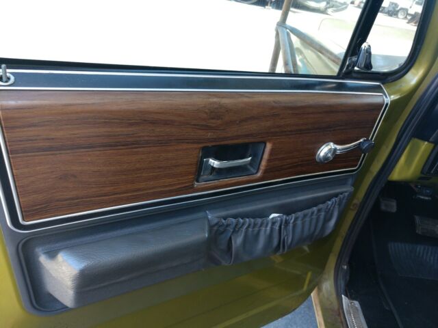Chevrolet C10 Pickup 1973 image number 12