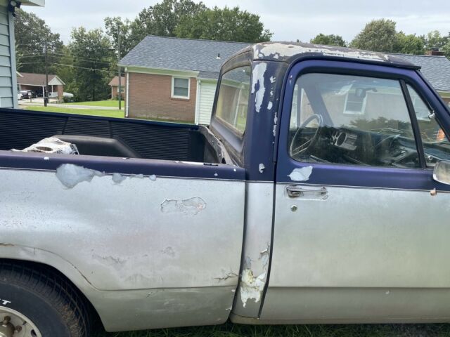 Dodge D100 1977 image number 8