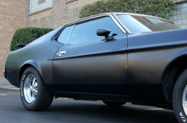 Ford Mustang 1973 image number 16