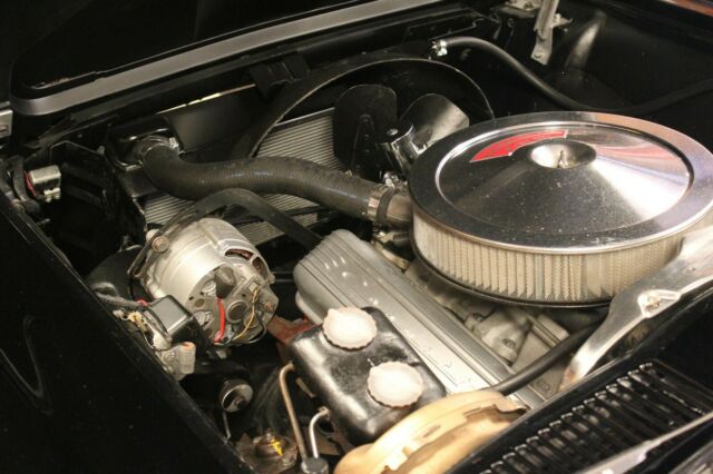 Chevrolet Corvette 1966 image number 35