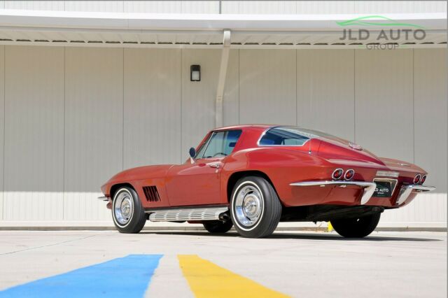 Chevrolet Corvette 1967 image number 2