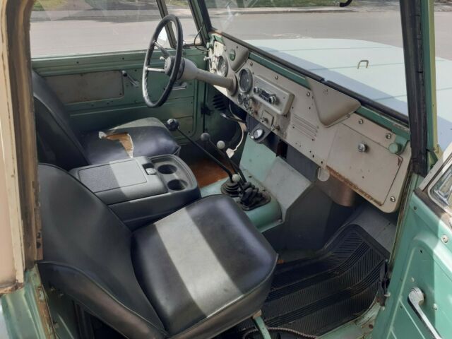 International Harvester Scout 1965 image number 4