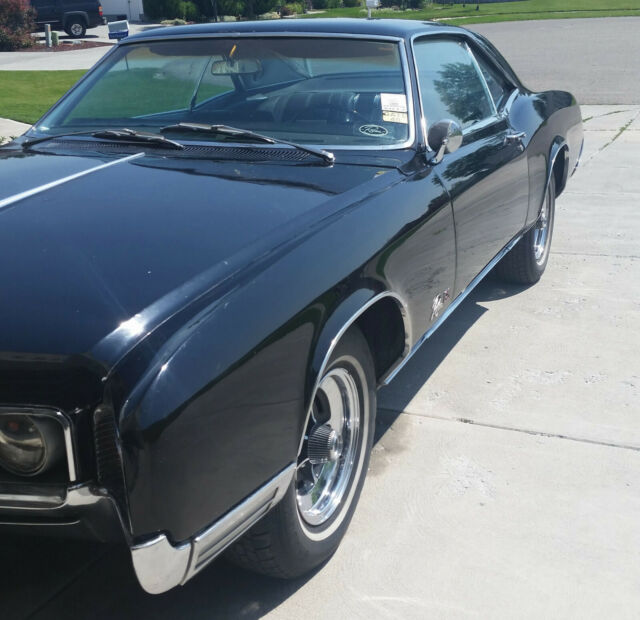 Buick Riviera 1966 image number 1