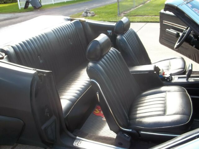 Ford Galaxie 1970 image number 30