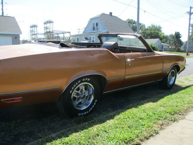 Oldsmobile Cutlass 1972 image number 26