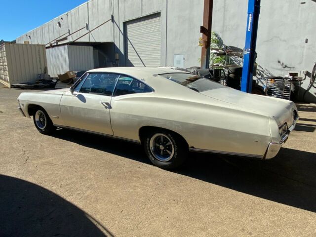 Chevrolet Impala 1967 image number 1