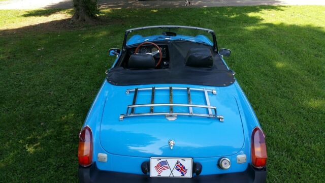 MG MGB 1979 image number 7
