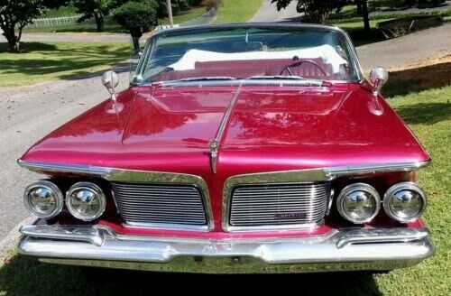 Chrysler Imperial 1962 image number 1