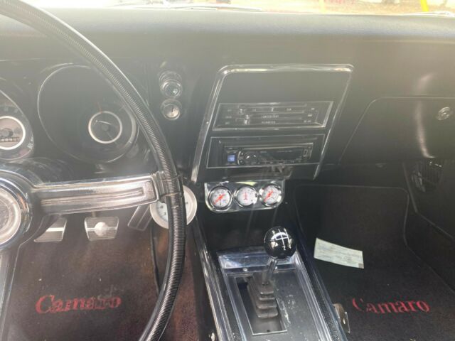 Chevrolet Camaro 1967 image number 20