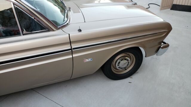 Ford Falcon 1965 image number 12