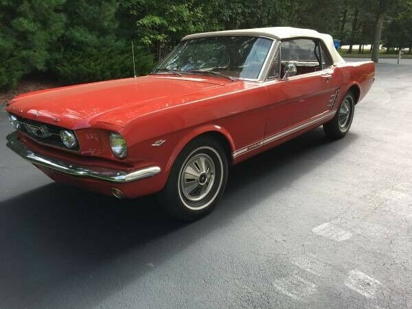 Ford Mustang 1966 image number 13