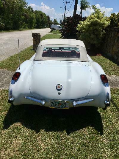 Chevrolet Corvette 1957 image number 1