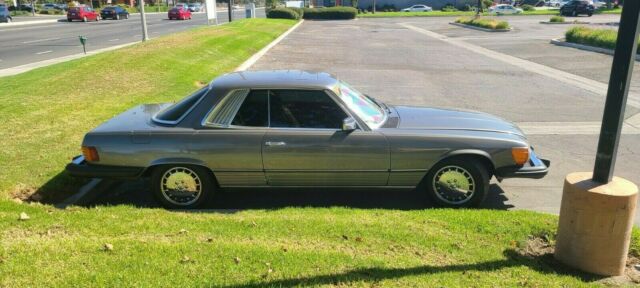 Mercedes-Benz 450 SLC 1979 image number 19