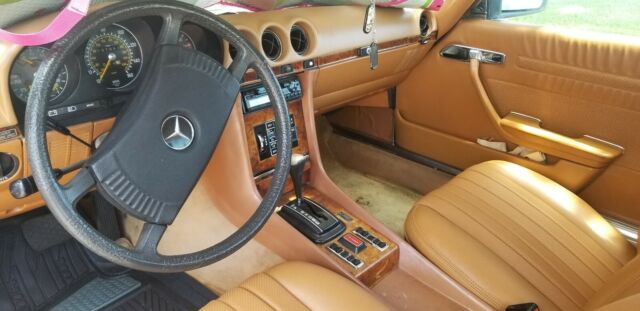 Mercedes-Benz 450 SLC 1979 image number 2