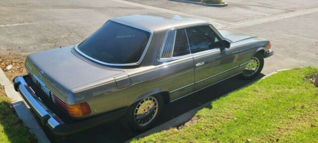 Mercedes-Benz 450 SLC 1979 image number 20