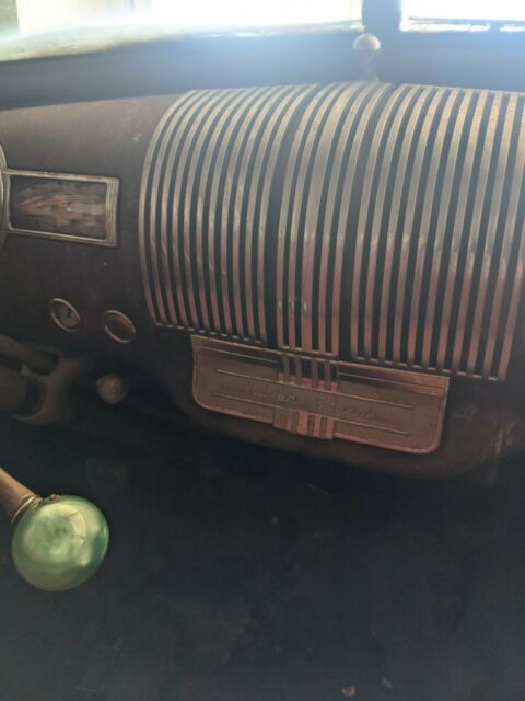 Pontiac Silver Streak 1940 image number 15